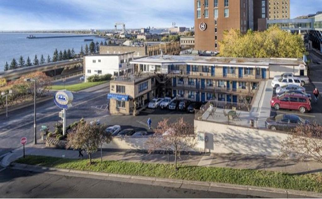 Voyageur Lakewalk Inn Duluth Eksteriør billede